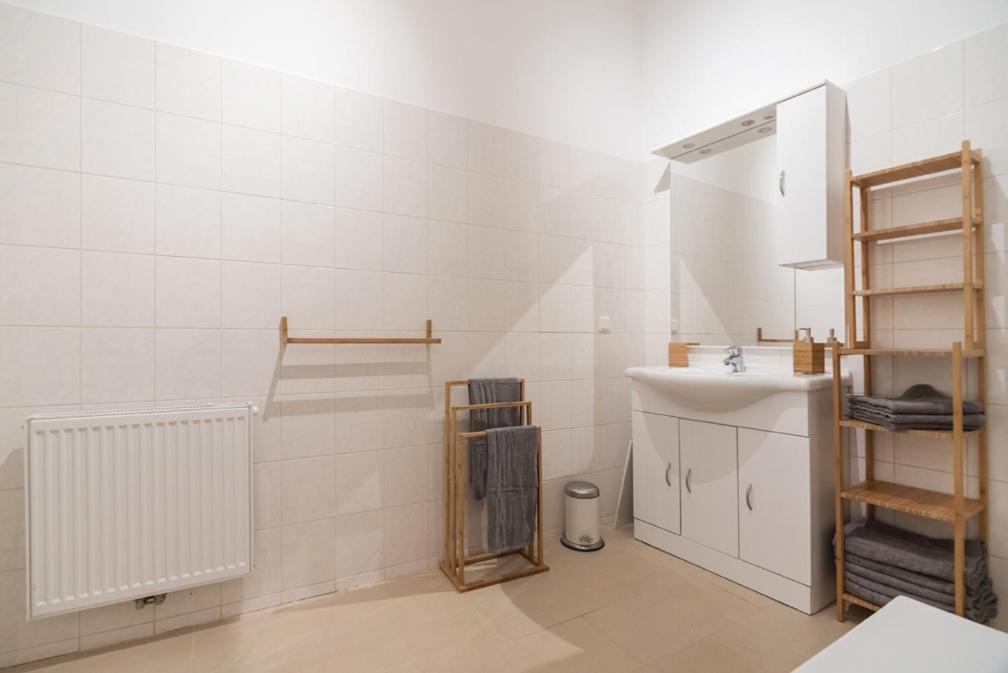 Caring Family Apartment Close To The Center فيينا المظهر الخارجي الصورة