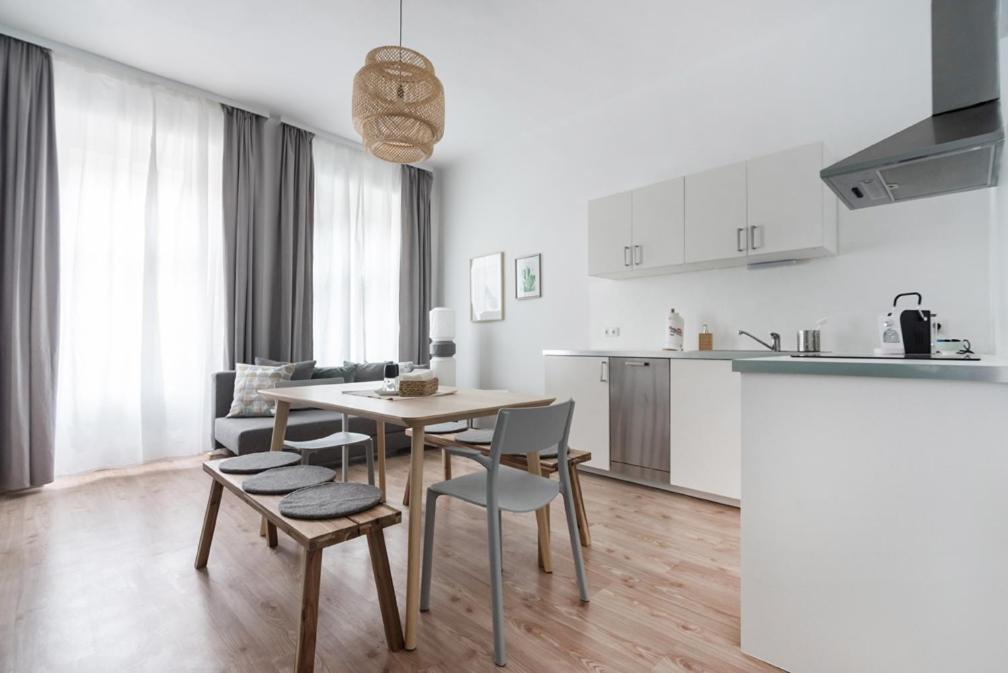 Caring Family Apartment Close To The Center فيينا المظهر الخارجي الصورة